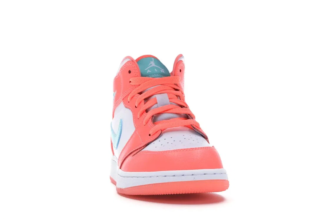 Детские кроссовки для активного отдыха с моделью Jordan 1 Mid Jordan, Crimson Pulse/Light Aqua-White — фото 2