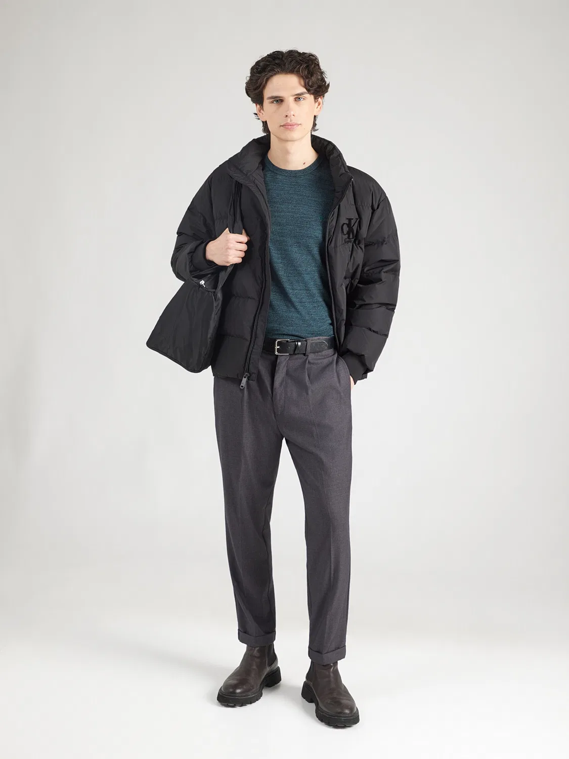 Свитер Calvin Klein Regular в цвете Бетон — фото 3
