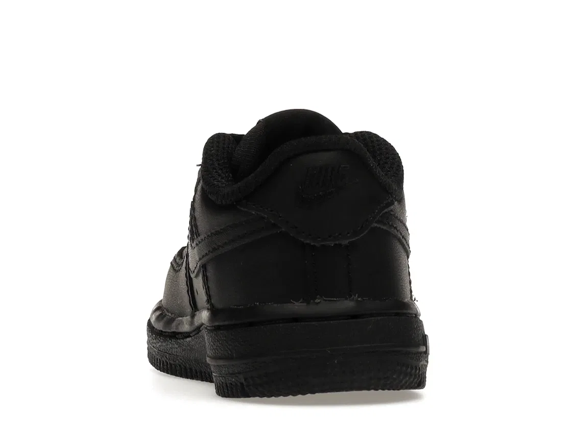 Детские кроссовки с кожаным верхом Nike Air Force 1, Black/Black — фото 4