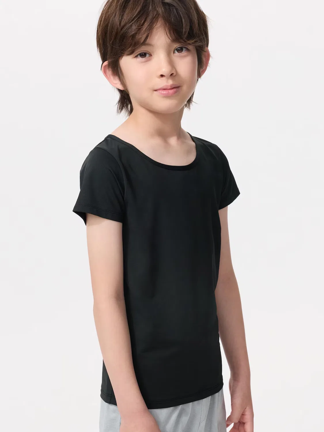 Футболка Uniqlo Airism Micro Mesh, с U-образным вырезом, черный — фото 2