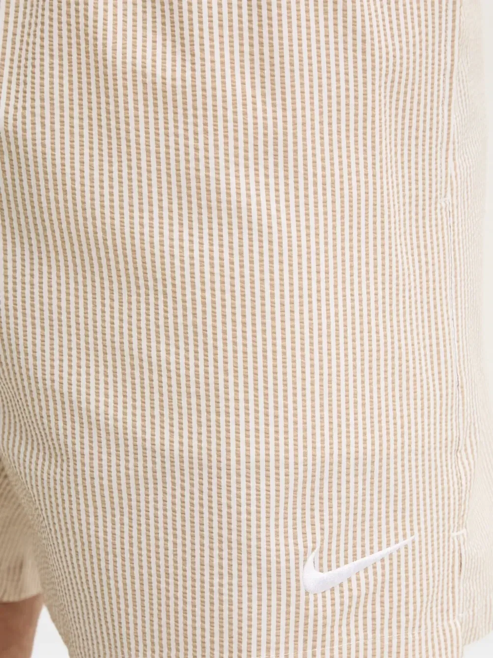 Полосатые плавки-шорты из сирсакера Nike, бежевый — фото 2