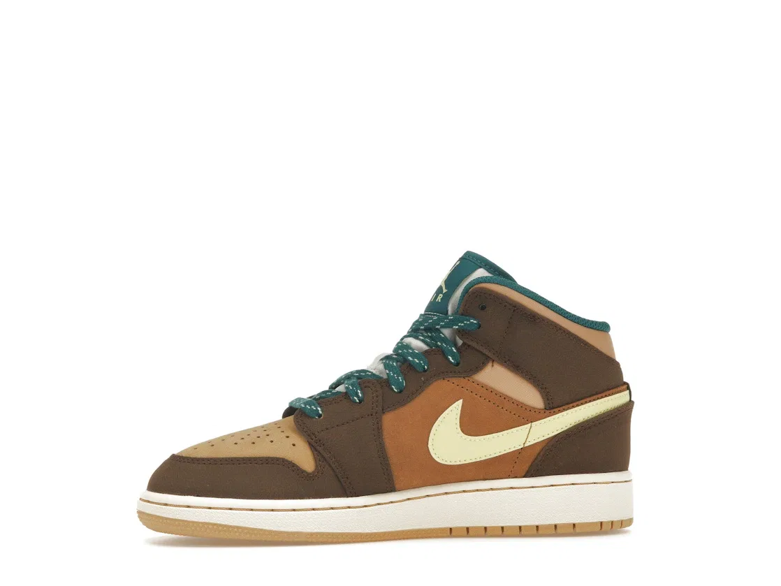 Детские кроссовки Lifestyle Jordan 1 Mid Jordan Cacao Wow / Luminous Green - Ale Brown - Twine - Sail - Geode Teal — фото 3
