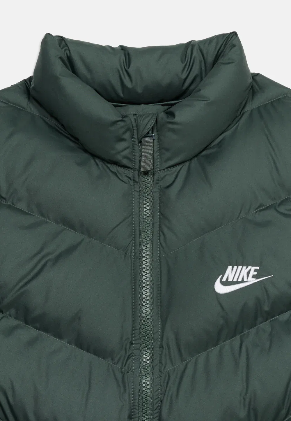 Пуховый жилет унисекс Nike Sportswear, Camo Green/White — фото 3