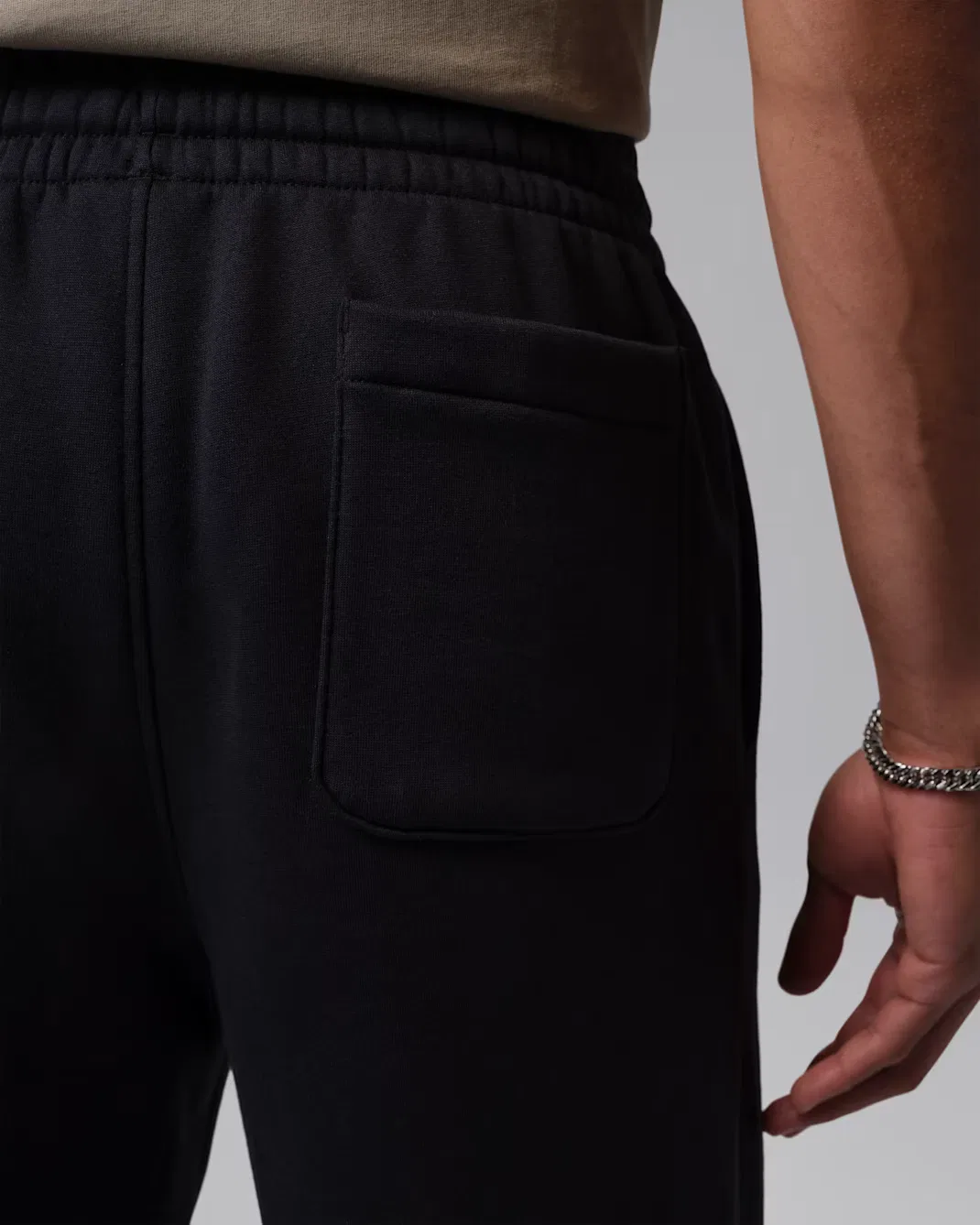 Мужские флисовые брюки с открытым низом от Statement Jordan Brooklyn, Black/Black/University Red — фото 4