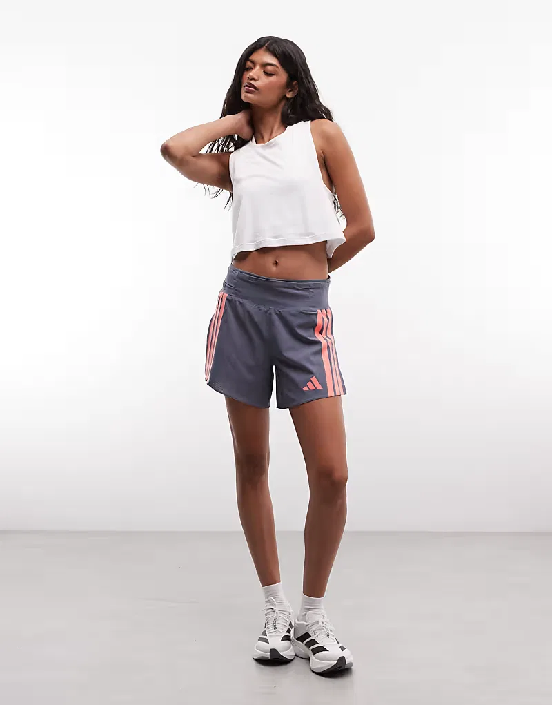 Беговые шорты Adidas Adizero с контрастными полосами, серый — фото 2