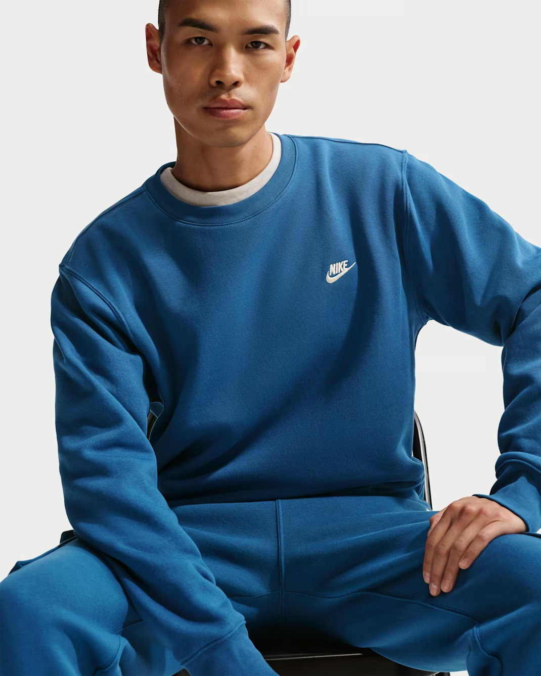 Свитшот Nike Club Fleece Crew, синий/светлый хаки — фото 3