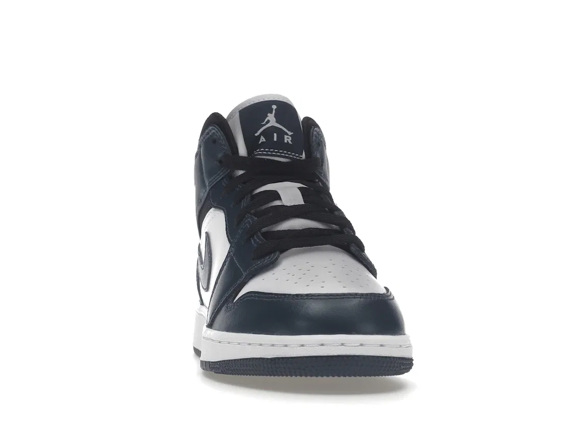 Детские кроссовки Lifestyle с перфорированным носком Jordan 1 Mid, Armory Navy/White-Black — фото 2