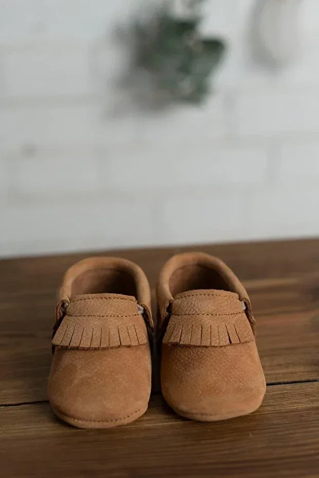 Детские пинетки для новорожденных с бахромой Olivo Mini, Brown — фото 2