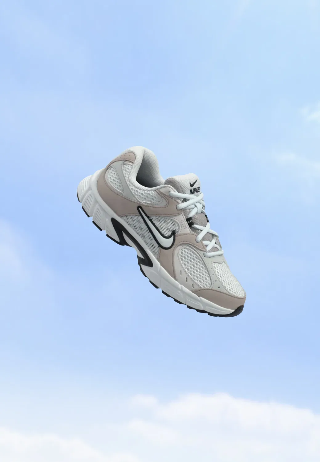 V5 rnr унисекс - кроссовки Nike Sportswear, Off White/College Grey/Grey Fog/Vast Grey/Black