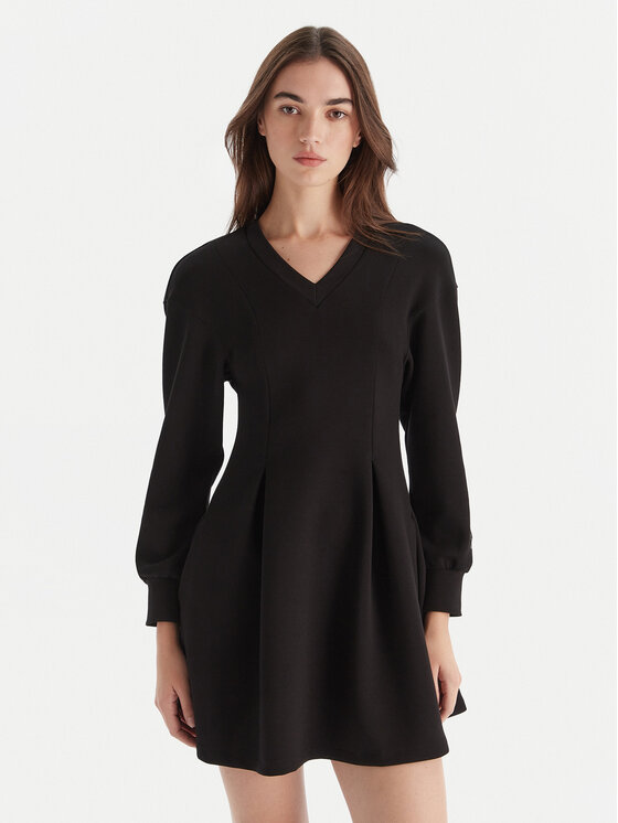 

Вязаное платье regular fit XW001288 AF16111 UC001 Armani Exchange, черный