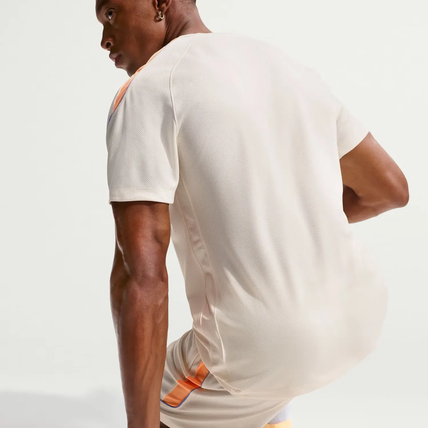 Мужская футболка с технологией Dri-FIT Strike Nike, Amarillo — фото 3