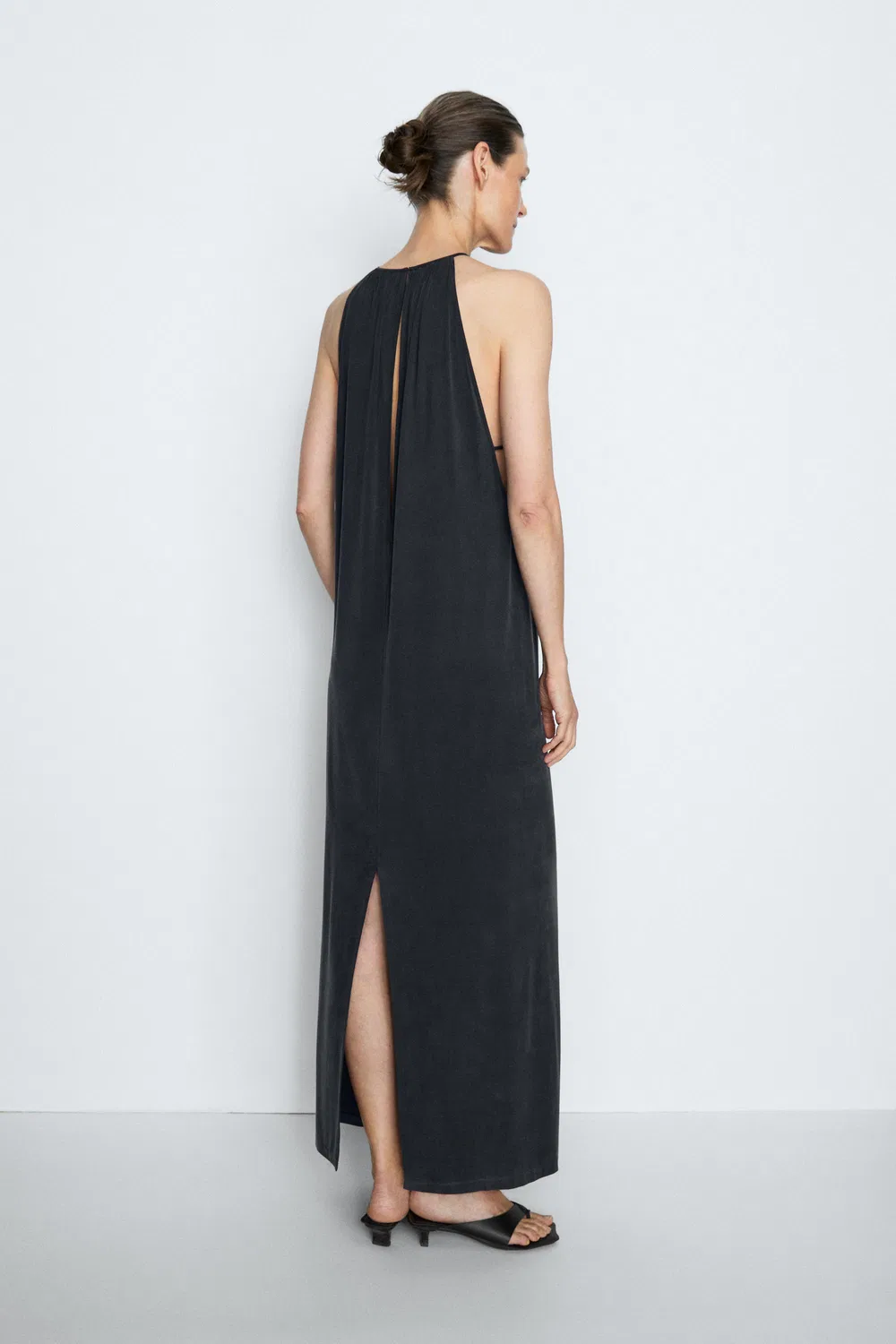 Платье-миди Massimo Dutti Studio Flowing With Pleats, синий — фото 4