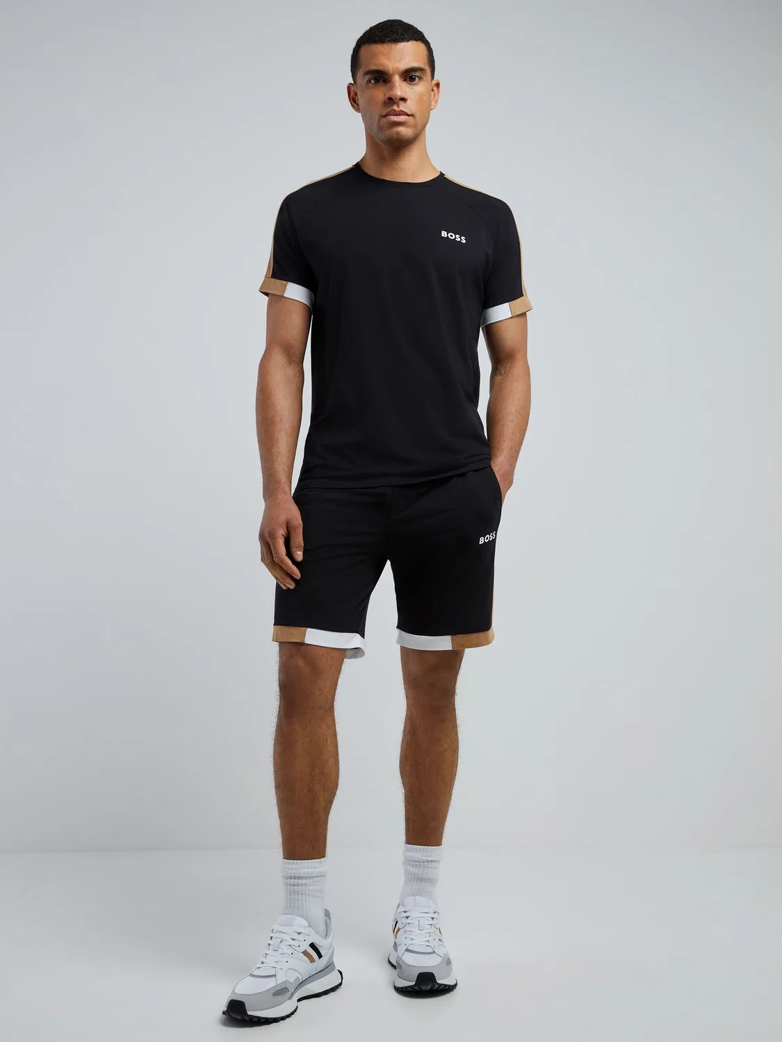 Черная футболка с логотипом BOSS Balance Regular Fit — фото 2