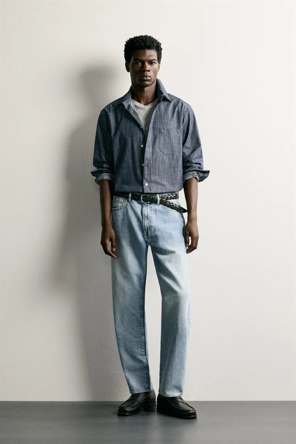 Легкие джинсы стандартного кроя ZARA, Light blue