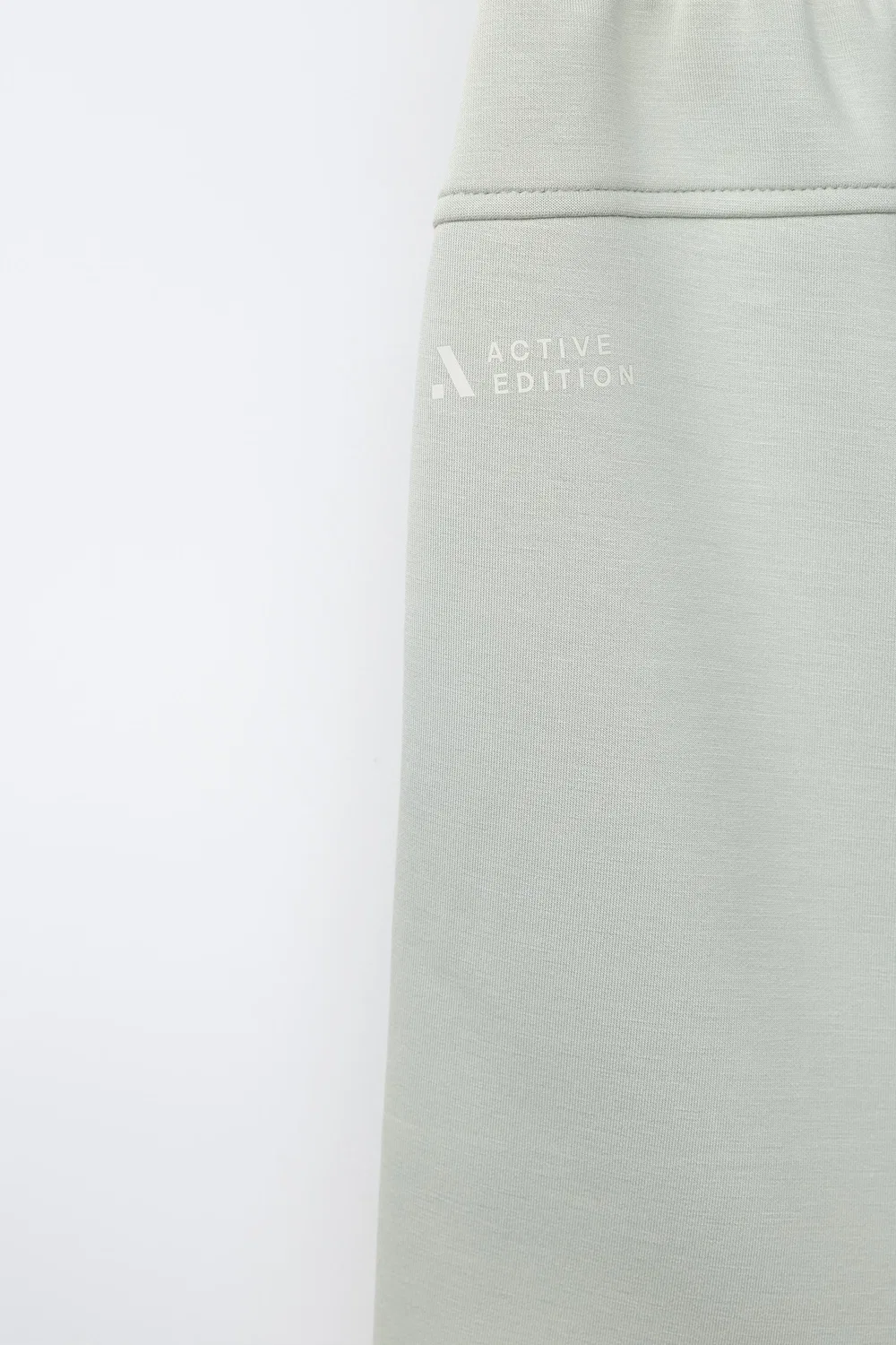 Спортивные шорты-бермуды с кантом ZARA, Light mint green — фото 4
