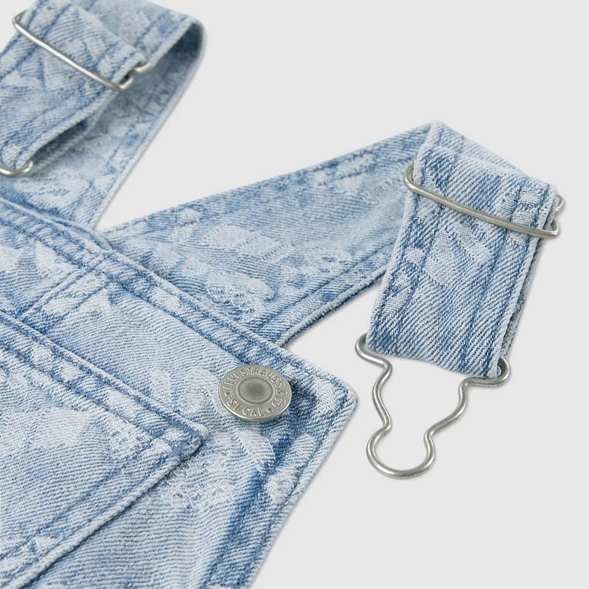 Комбинезон с карманами для мальчиков 2-4 лет Levi's, Shore Thing - Medium Wash — фото 3