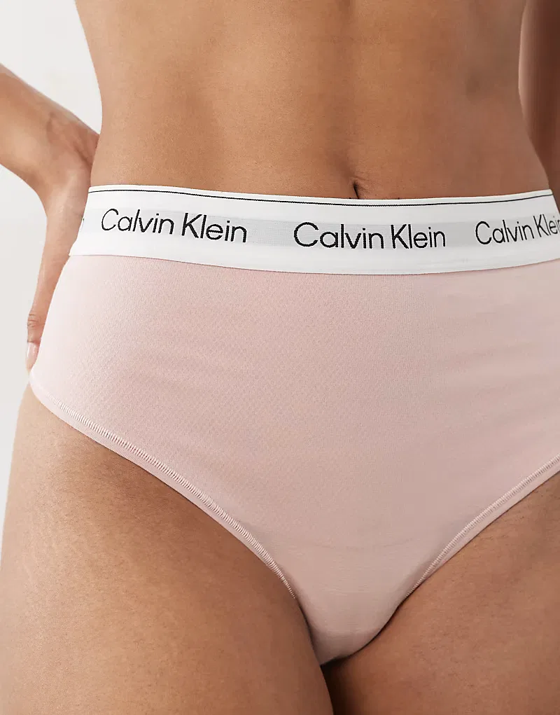 Трусики-стринги Calvin Klein Shapewear Icon из хлопка и модала, светло-розовые — фото 2