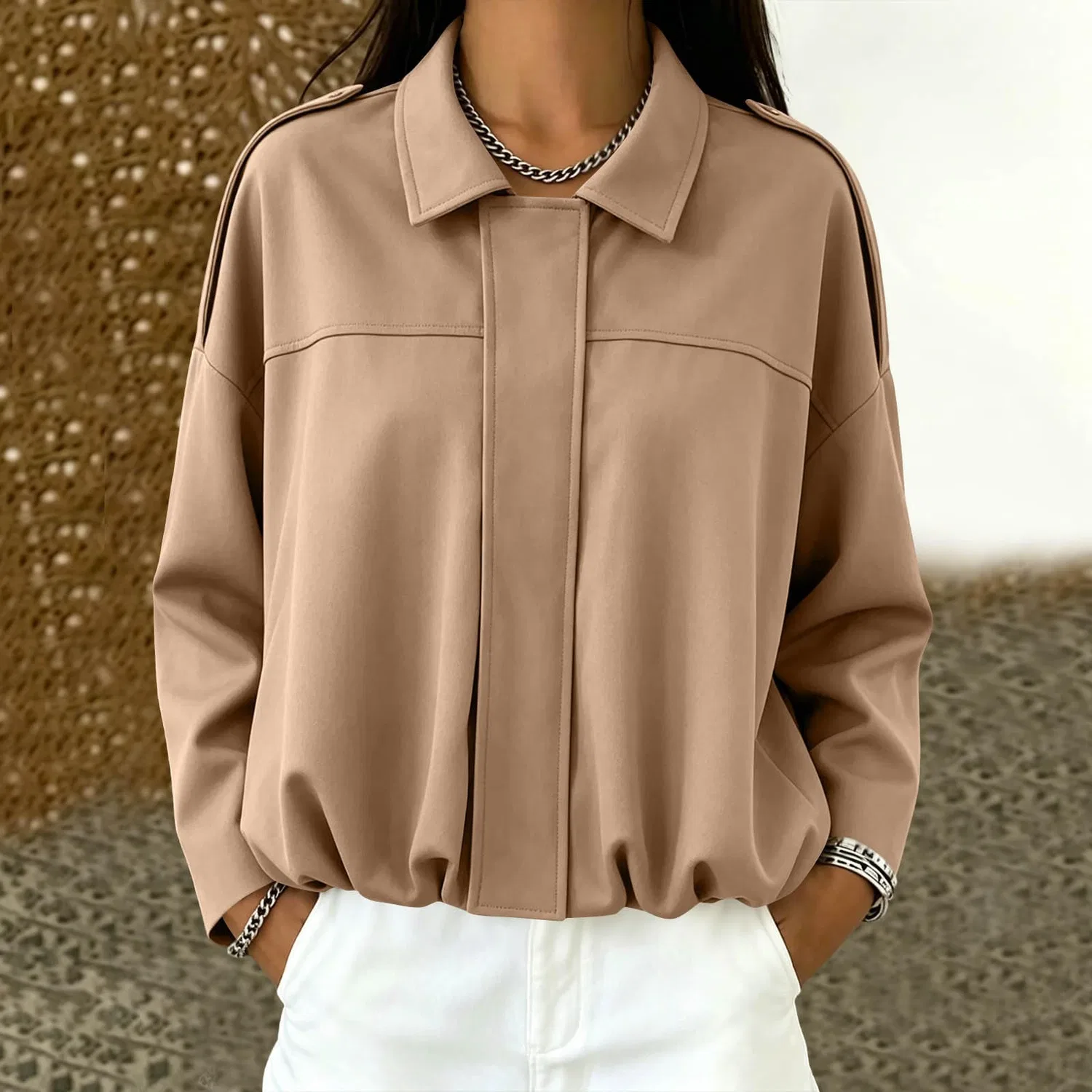 Женская куртка-бомбер oversize из искусственной замши с длинным рукавом, cachi — фото 2