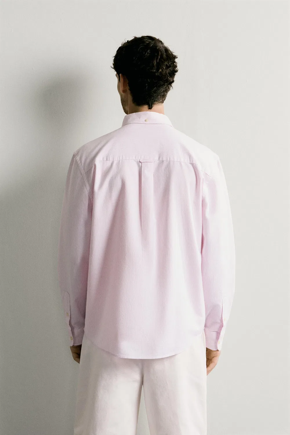 Рубашка Oxford стандартного кроя с текстурированной поверхностью. ZARA, Pink/White — фото 3