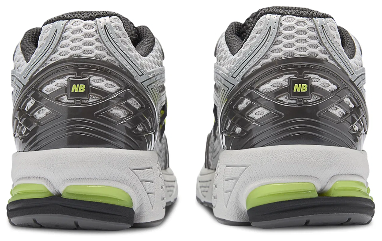 Кроссовки для мальчиков 1906 New Balance, цвет Black Metallic/Alkaline Green/Silver Metallic — фото 3