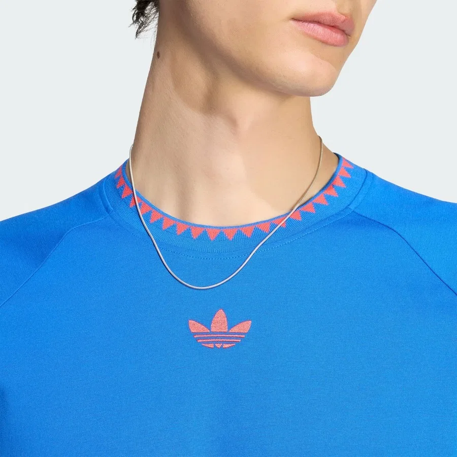 Футболка с длинным рукавом и принтом Chest Stripes Engineered Collar Tee adidas, Синий — фото 4