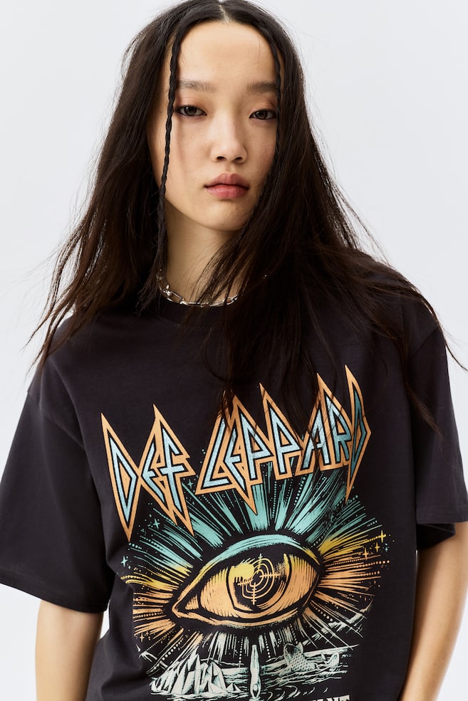 

Футболка оверсайз с принтом H&M, мультиколор