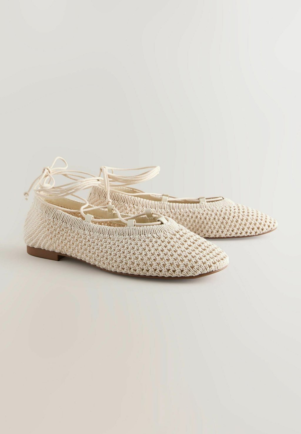 Балетки с ремешком на щиколотке REGULAR FIT - FOREVER COMFORT ROUND TOE TIE UP Next, бежевый — фото 2