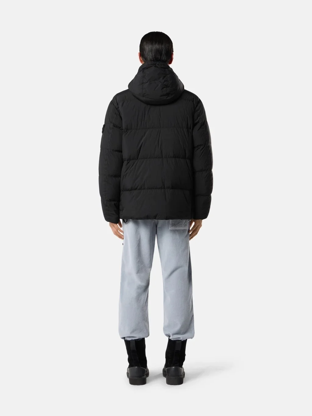 Мужской пуховик Stone Island Wind-resistant With Anti-drop Regular Fit, черный — фото 3