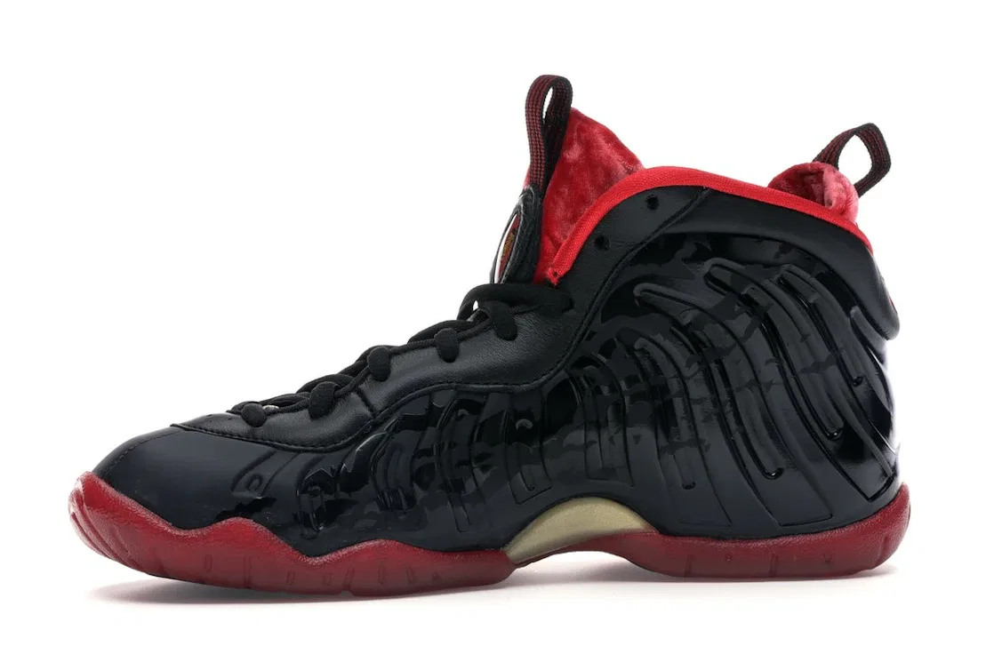 Детские кроссовки на Хэллоуин с принтом Dracula Nike, Black/University Red-Metallic Gold — фото 3
