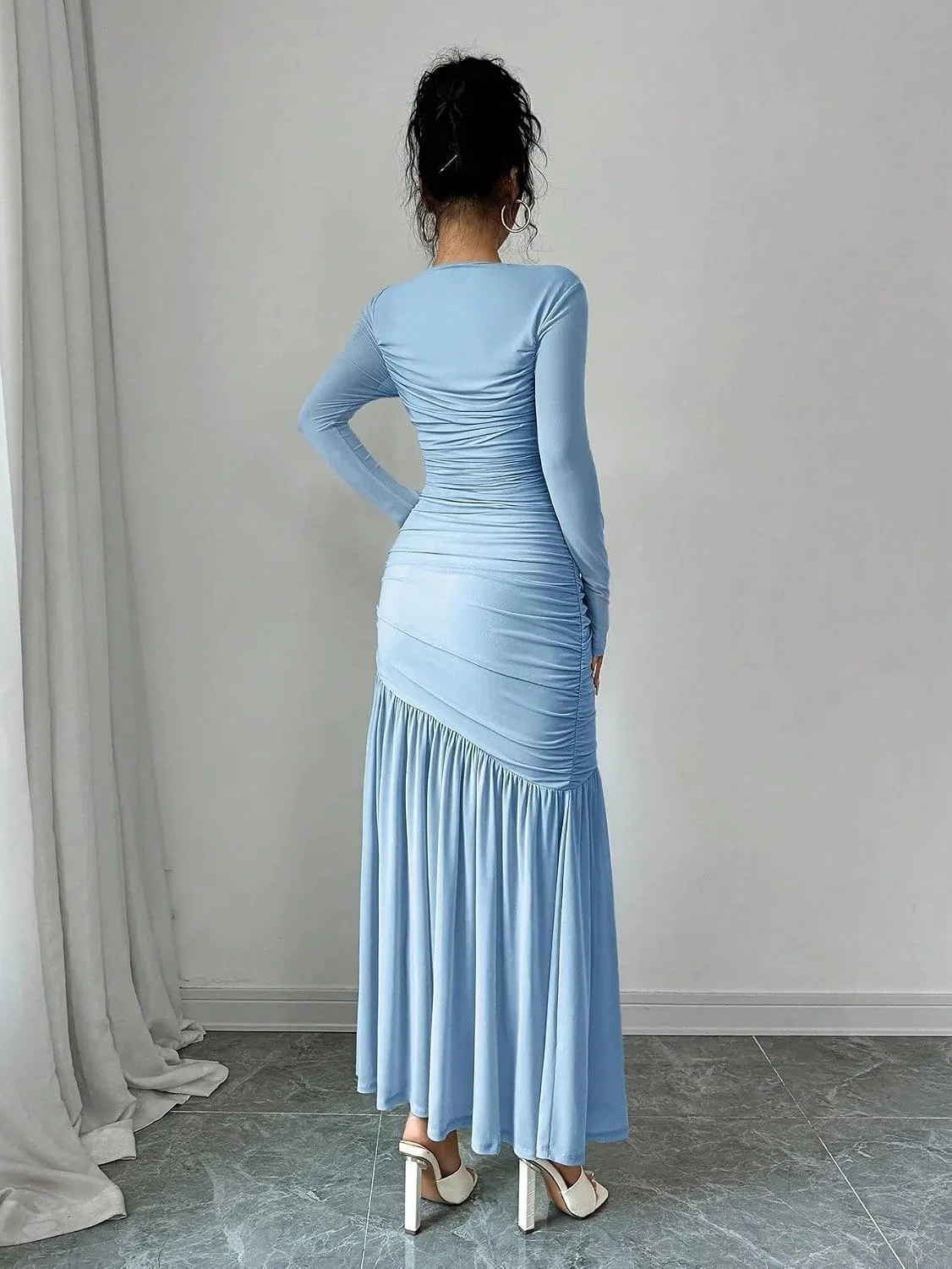 Женское облегающее платье с длинным рукавом и сетчатыми вставками, Baby Blue — фото 3