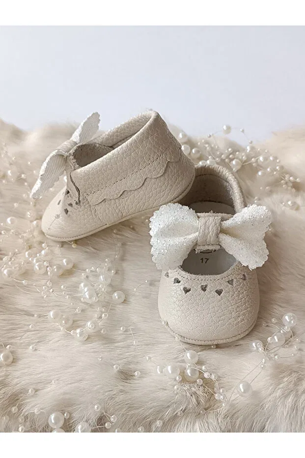 Детские кожаные ботиночки-лoaферы с принтом Alice stoned cream Hodore, Stone Cream — фото 4