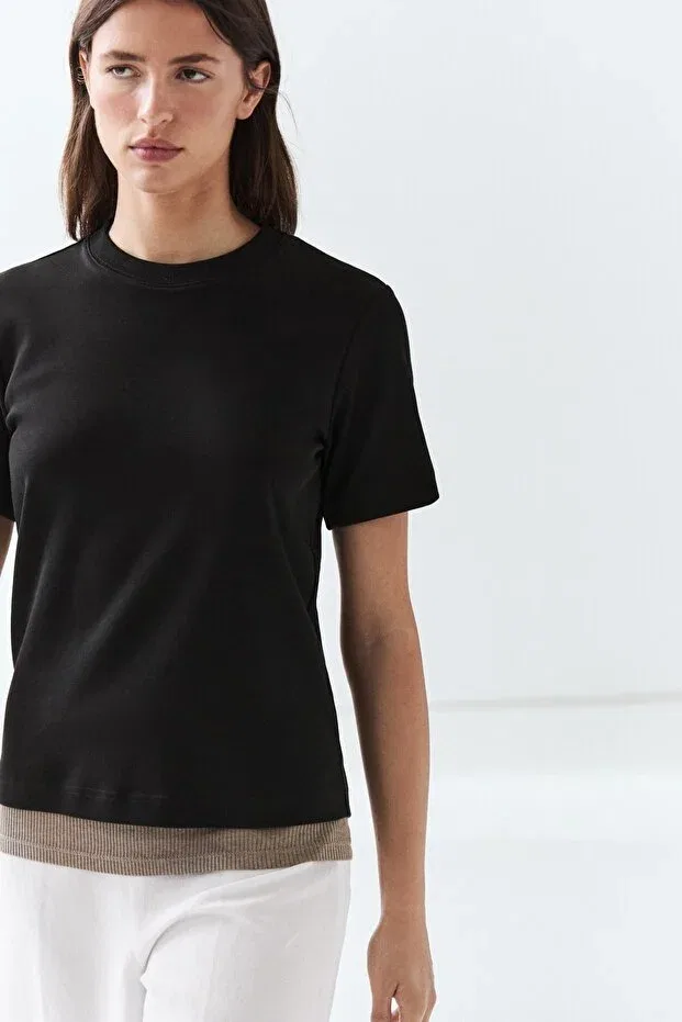 Женская хлопковая футболка с коротким рукавом Massimo Dutti, Black — фото 2