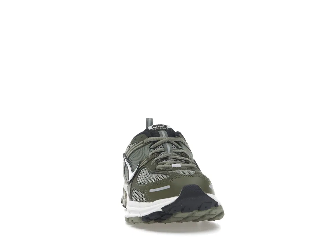 Детские кроссовки Lifestyle Nike Zoom Vomero 5, Cargo Khaki/Light Army/Photon Dust/Black — фото 2