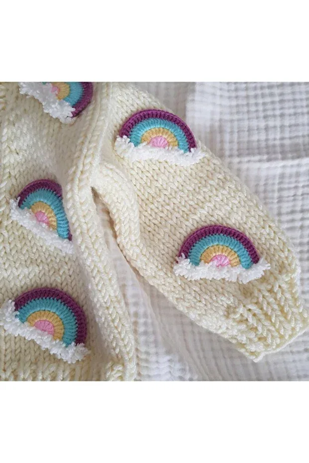 Детский кардиган с ручной вышивкой Hand knitted rainbow detailed girl's cardigan El Örgüsü, White — фото 3