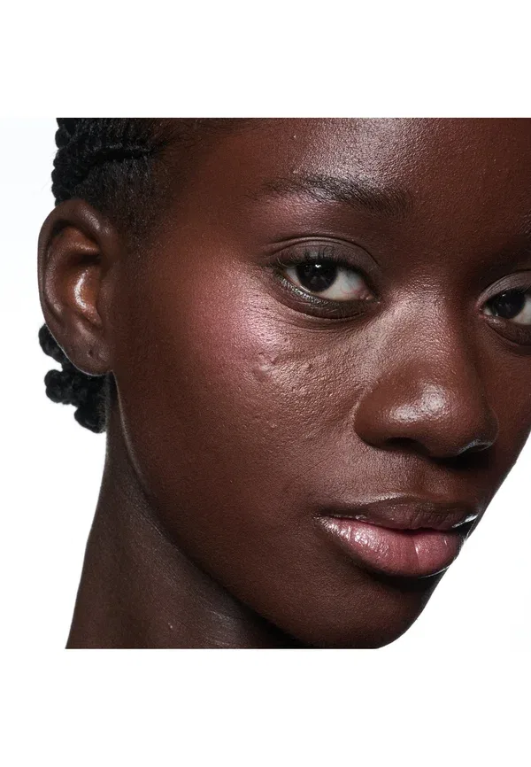 Румяна пудровые Skinfinish Colourstruck Blush Mac Thanks, It's Mac, 4.5 г, цвет thanks, it´s — фото 4