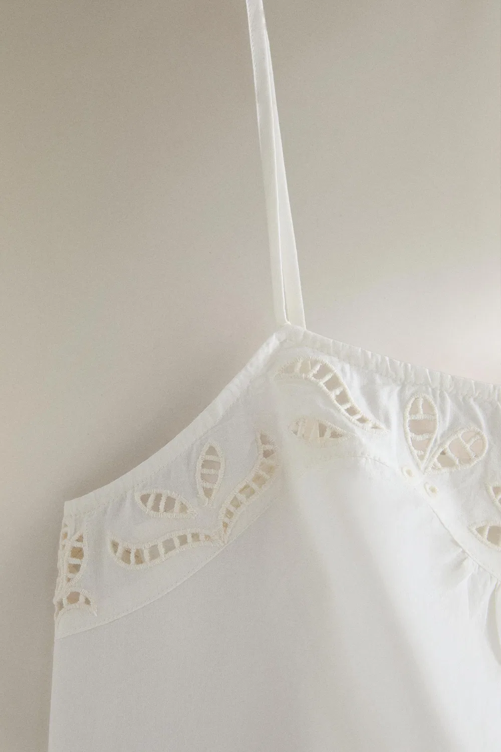 Хлопковая ночная рубашка с вышивкой ZARA, Oyster-white — фото 3