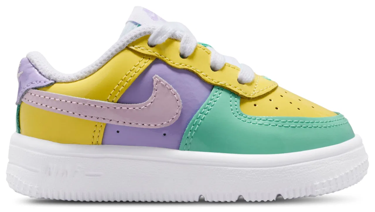Кроссовки для мальчиков Force 1 Low Nike, цвет Yellow Pulse/Pink Foam/Emerald Rise