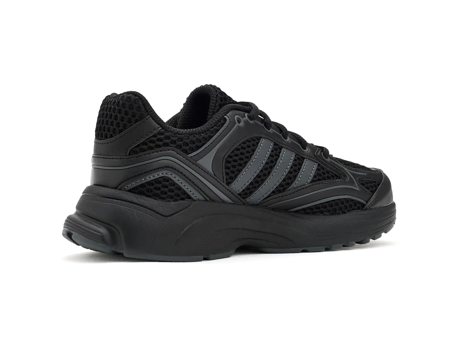 Кроссовки Spiritain (для больших детей) Adidas Kids, Black/Black/Grey — фото 4