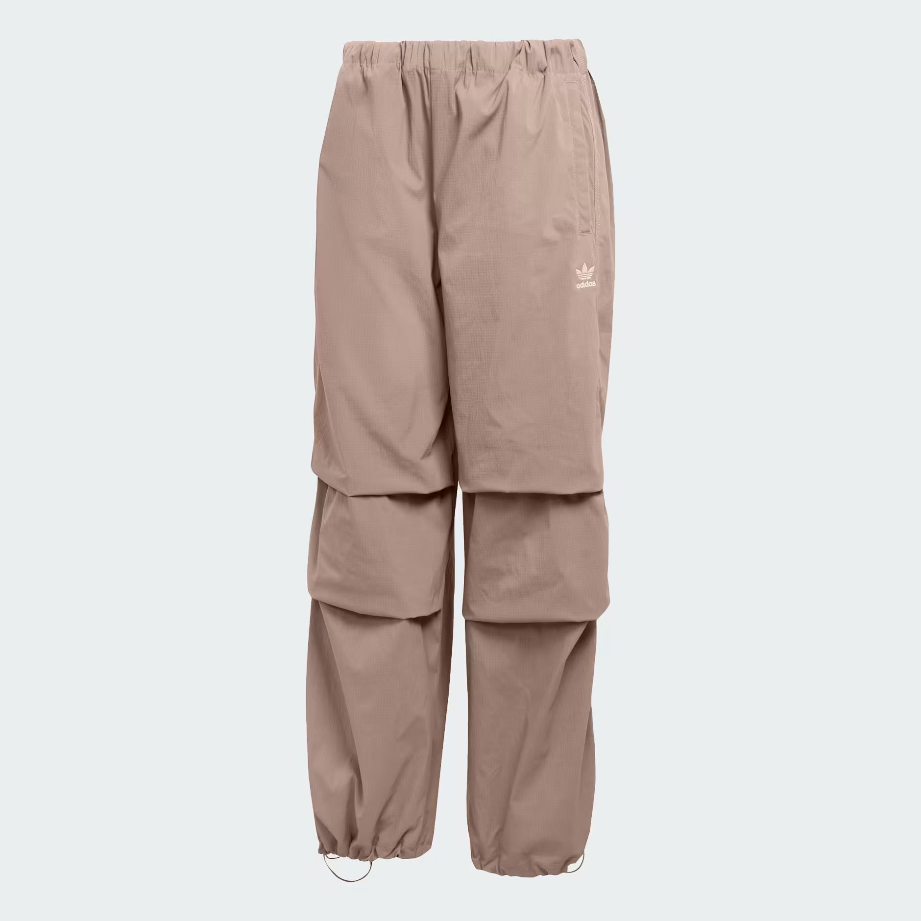 

Брюки Adidas Originals Essentials Ripstop Parachute, коричневый