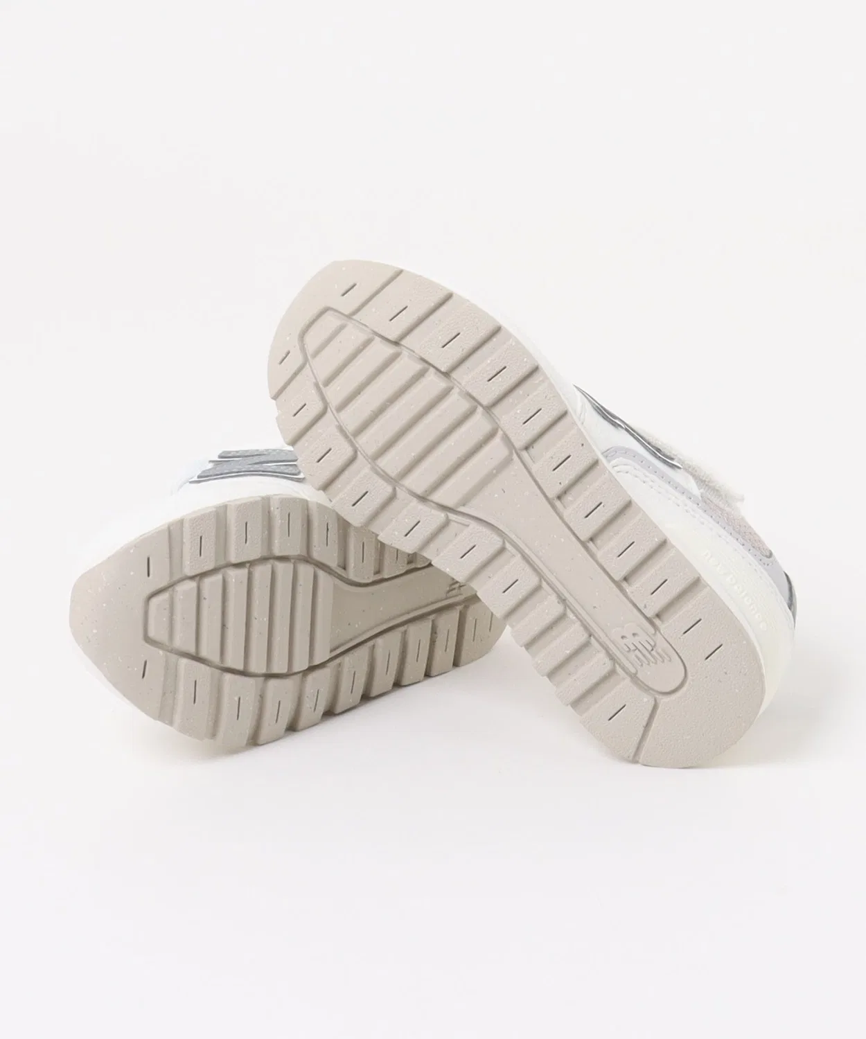Детские кроссовки с липучкой и шнурком, модель 996 v3 New Balance, White — фото 3