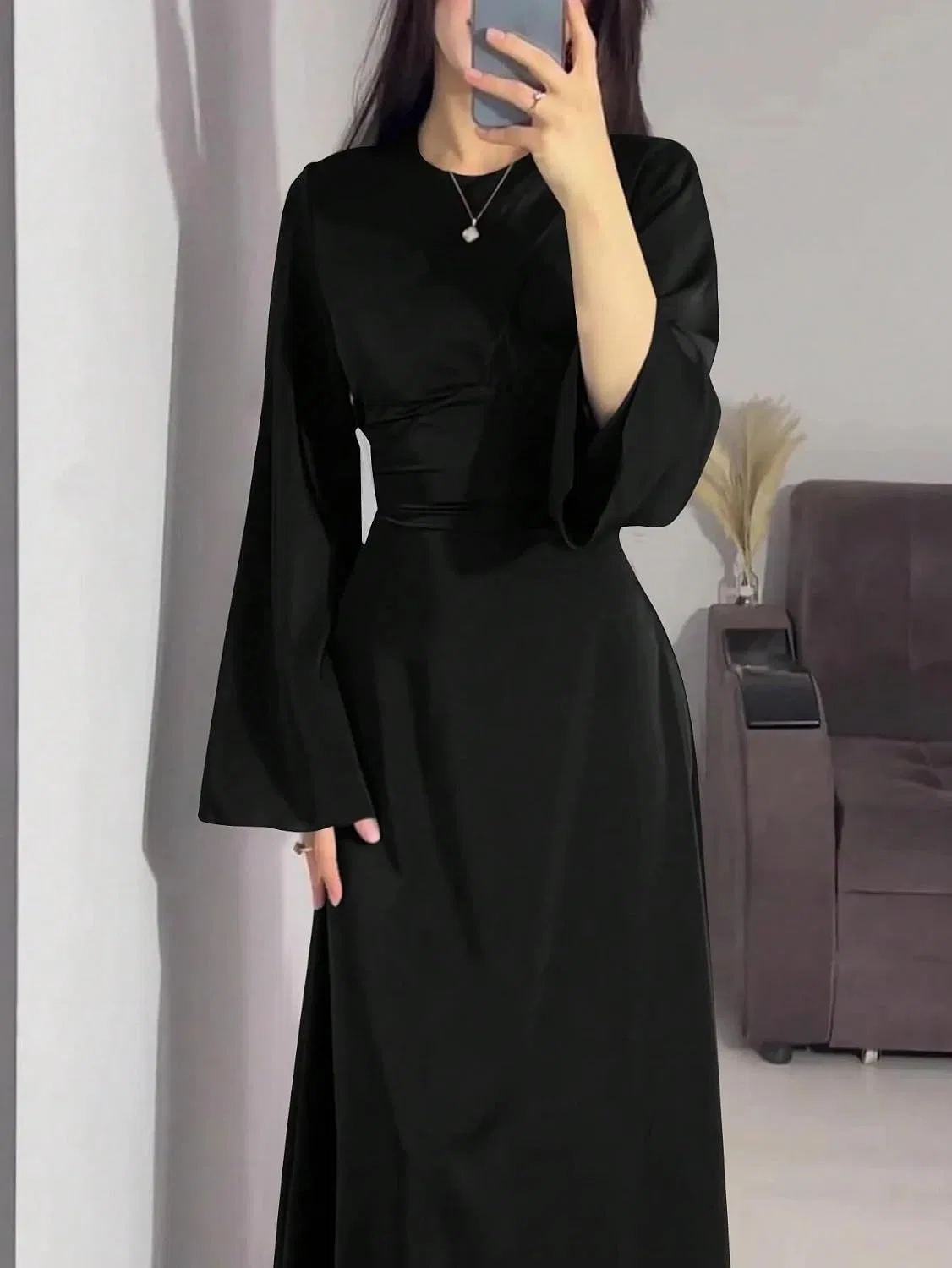 Женское A-силуэта макси-платье с длинным рукавом, Black — фото 3