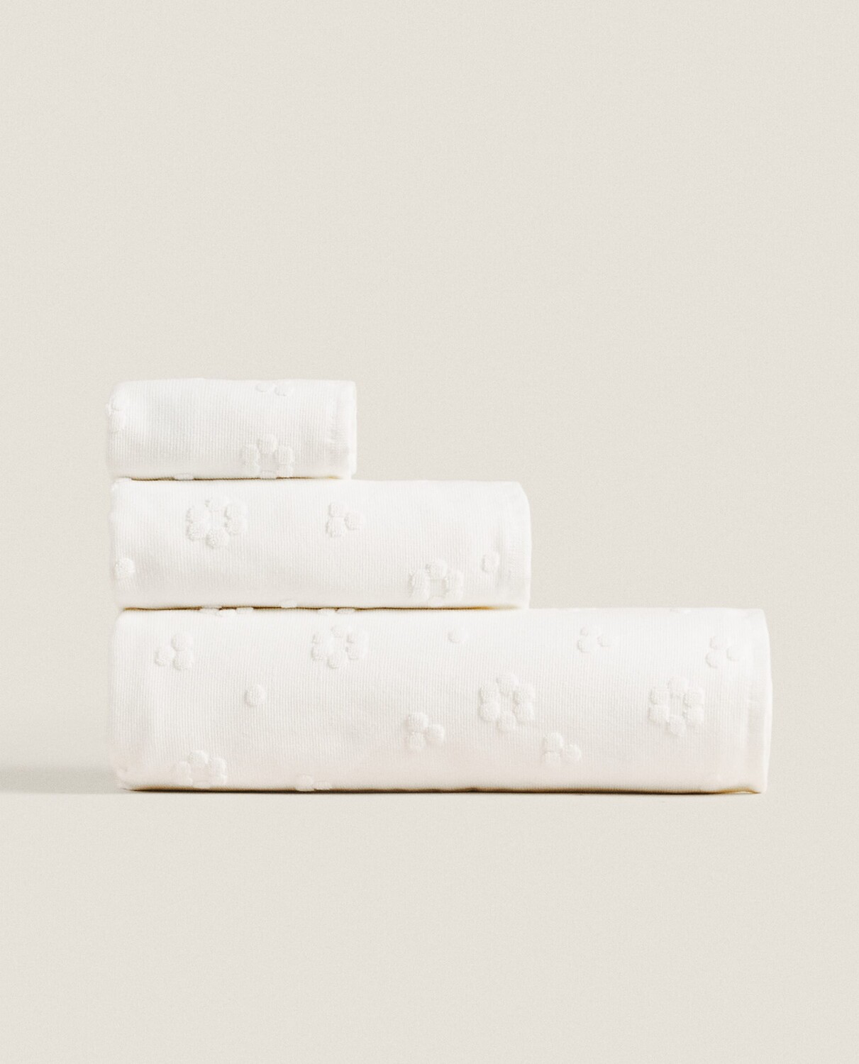 

Полотенце Zara Home Flower Silhouette Jacquard, белый