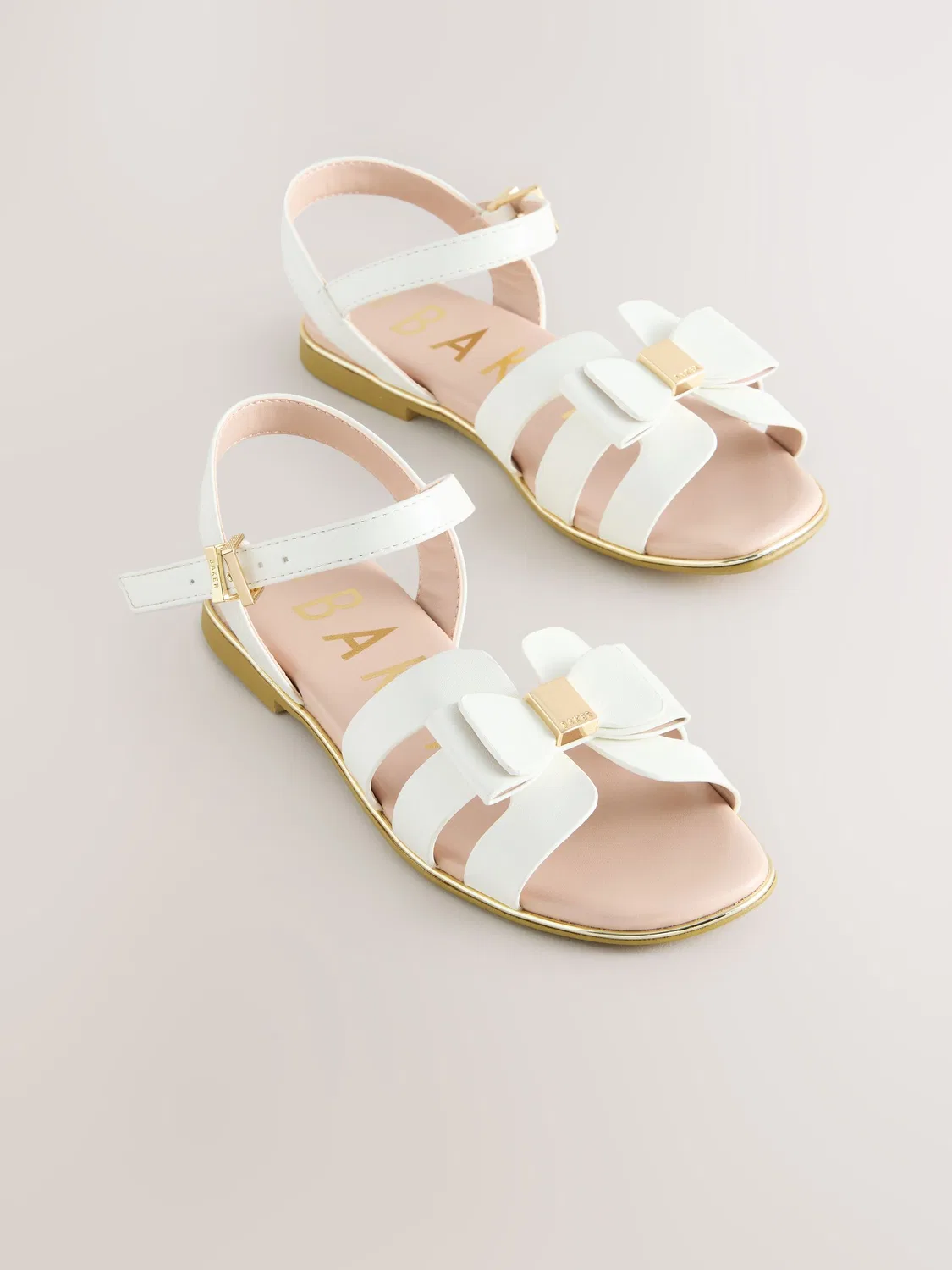 Сандалии Fisherman с бантом Baker by Ted Baker, белые