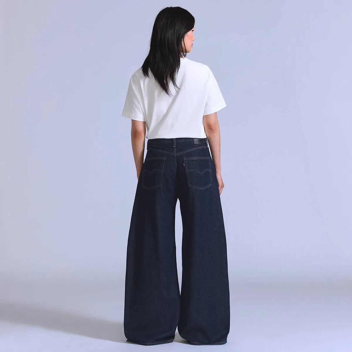 Женские джинсы максимального свободного кроя Levi's, Newton - Blue — фото 3