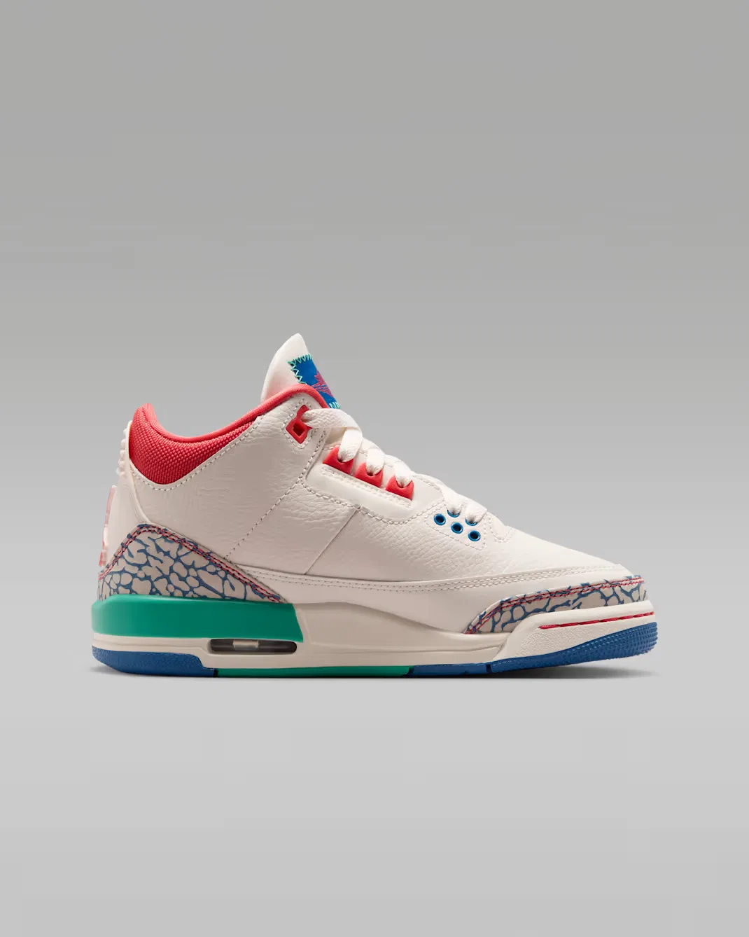 Кроссовки для детей постарше Air Jordan 3 Retro "Play Your Way", Chalk/True Blue/Kinetic Green/Track Red — фото 3