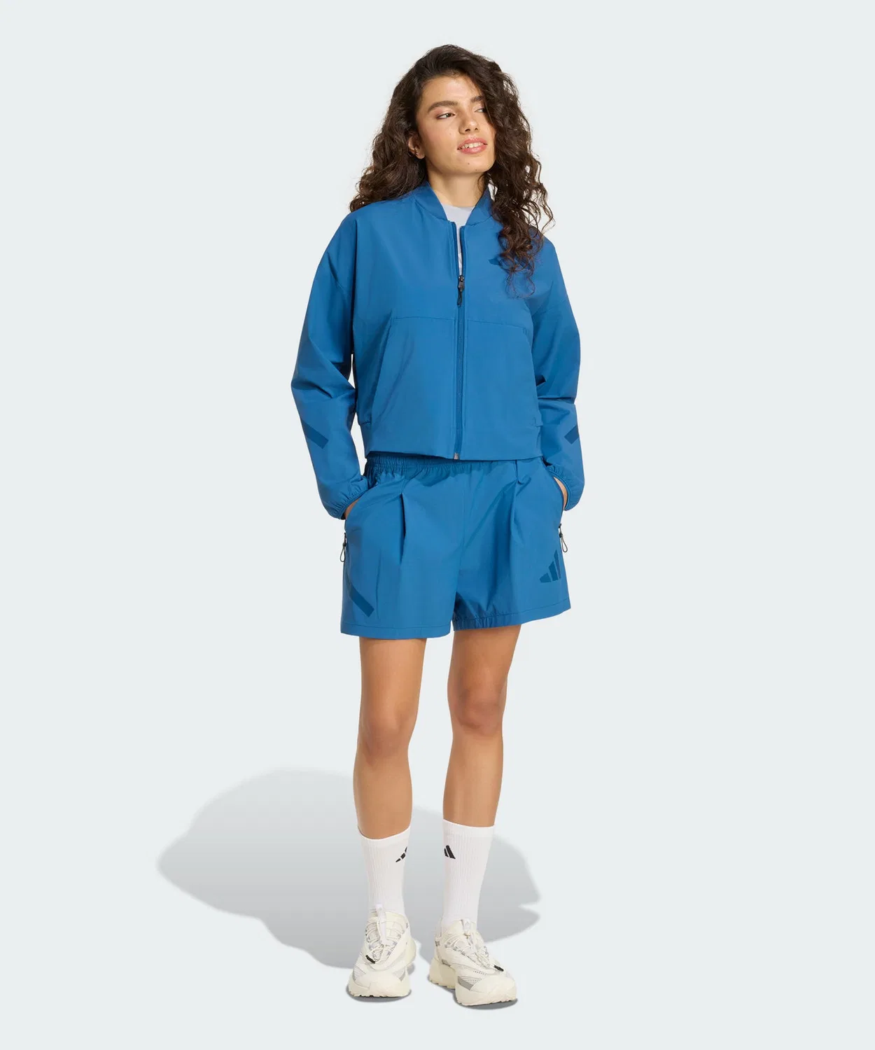 Женская куртка-бомбер свободного кроя Z.N.E. Woven Bomber Adidas, Blue — фото 3