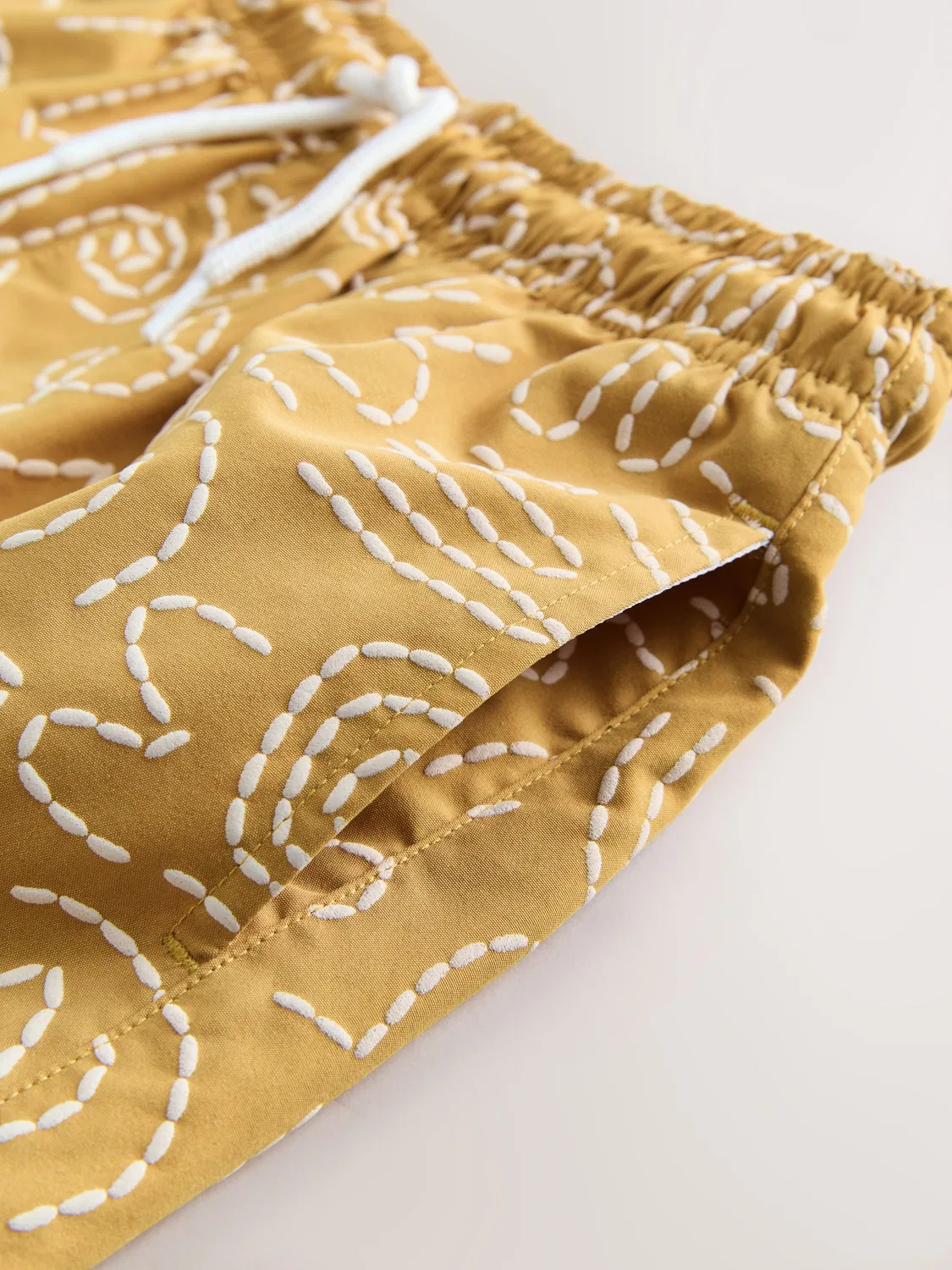 Плавки с принтом Ochre Yellow Next, Охра — фото 4