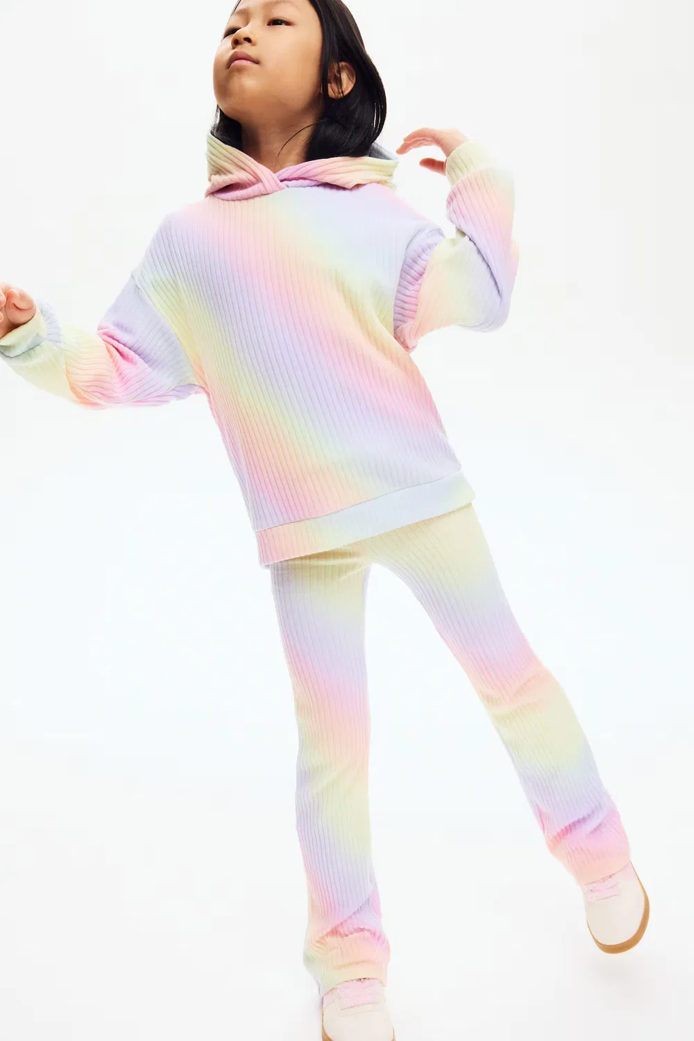 Комплект из двух предметов из трикотажа в рубчик с начесом H&M, Hellrosa/Regenbogenstreifen — фото 2