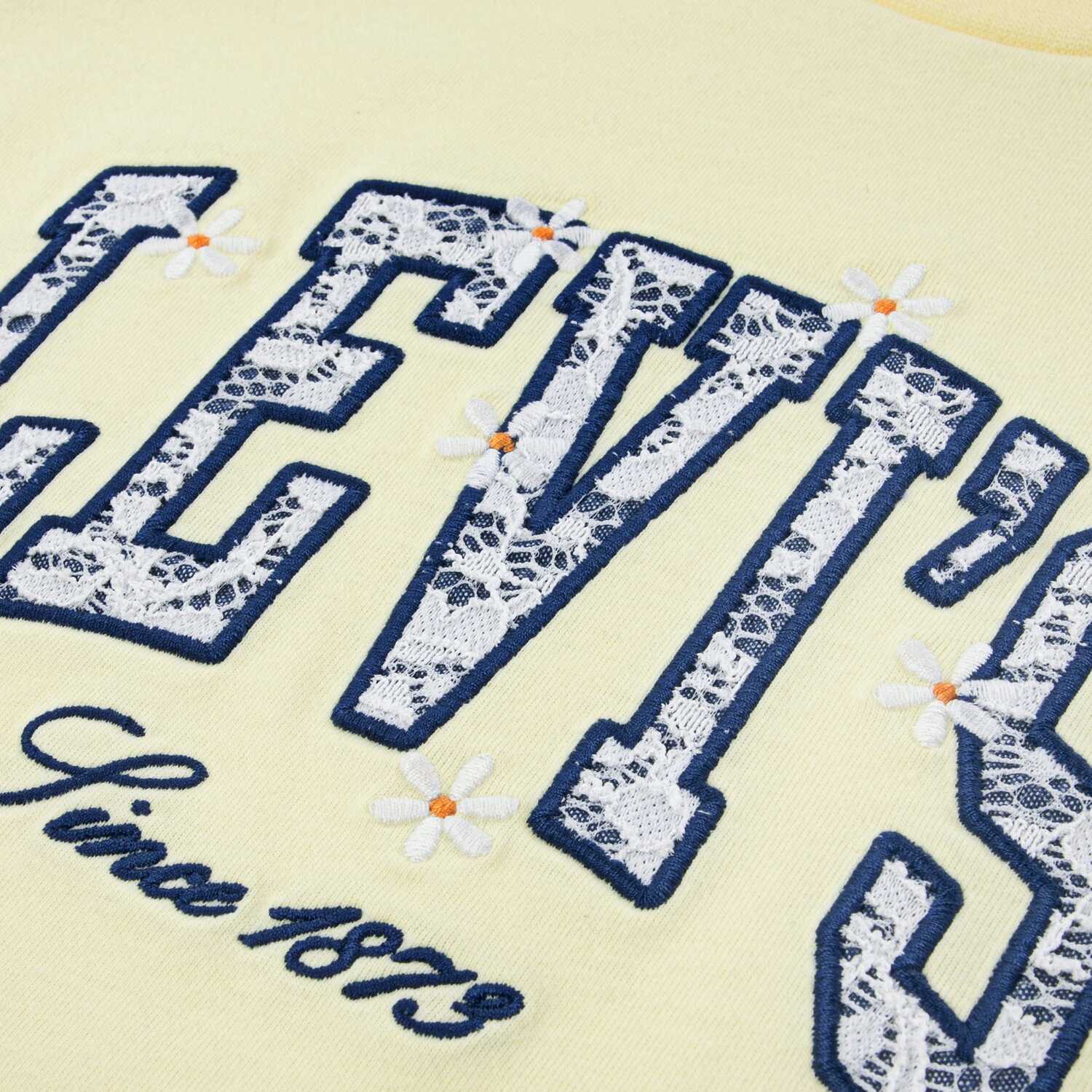 Levi's Kids Футболка в пастельно-желтом цвете — фото 4
