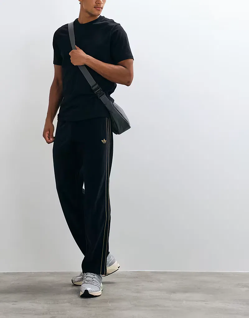 Спортивные брюки Adidas Originals Firebird из велюра, черный
